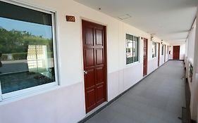 วีรวรรณ เพลส Weerawan Place