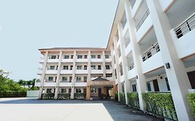 วีรวรรณ เพลส Weerawan Place